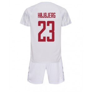 Danmark Pierre-Emile Hojbjerg #23 kläder Barn VM 2022 Bortatröja Kortärmad (+ korta byxor)